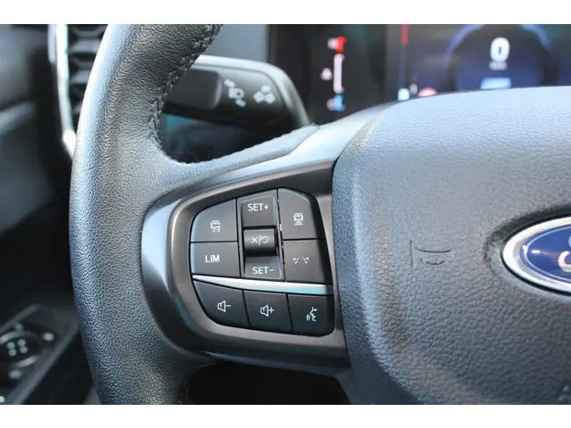 Ford Ranger 2.0 EcoBlue Limited 4WD 2023 Diesel 9