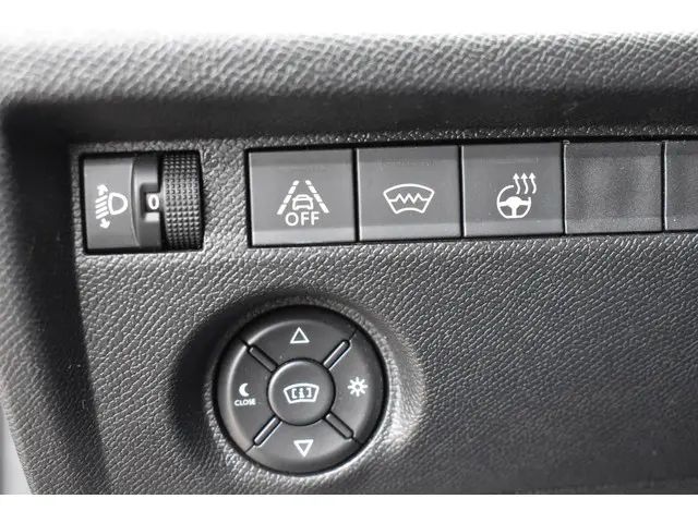 Citroën C4 Puretech 130 Shine 2022 Benzine 16
