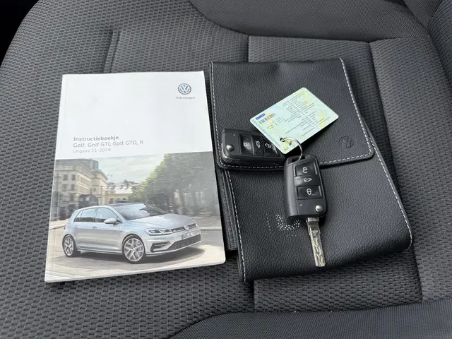 Volkswagen Golf 1.0 TSI Comfortline 2019 Benzine 6