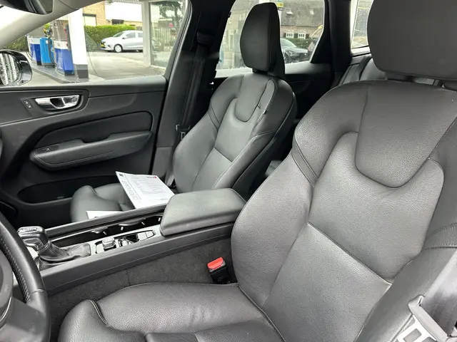 Volvo XC60 2.0 T5 Inscription 2019 Benzine 16