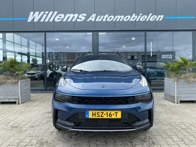 Lynk & Co 01 1.5 2023 Hybride Benzine 2