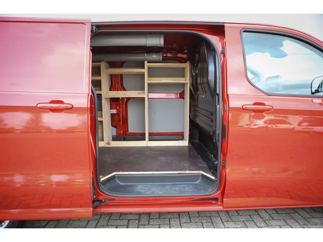 Ford Transit Custom 320 2.0 TDCI L2H1 L 2024 Diesel 17