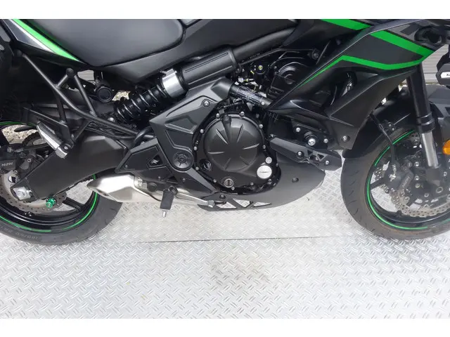 Kawasaki Versys 650 GRAND TOURER 2019 Benzine 9