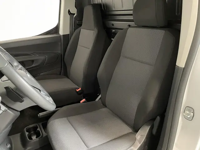 Opel Combo 130pk L1 Automaat 2023 Diesel 6