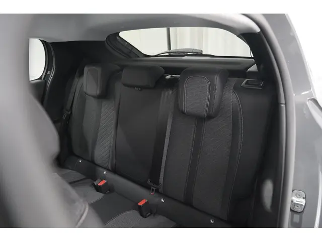 Peugeot 208 PureTech 100 Allure 2024 Benzine 39