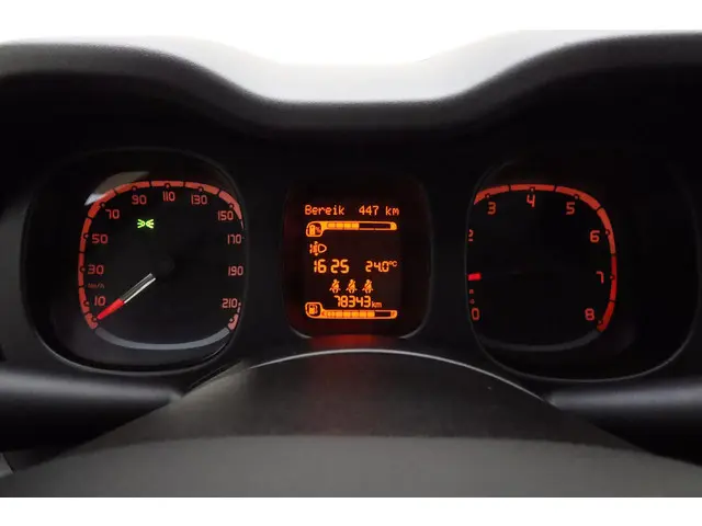 Fiat Panda 1.0 Hybrid City Life 2022 Benzine 26