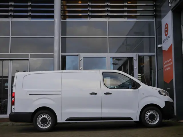 Peugeot e-Expert EV L3 75 kWh 2024 Elektrisch 8