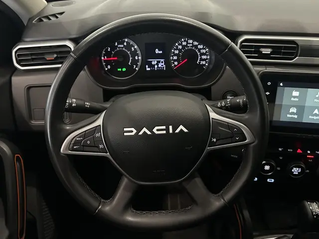 Dacia Duster 1.3 TCe 150 EDC Extreme 2023 Benzine 33