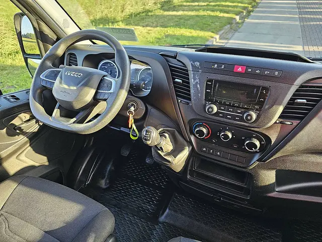 Iveco Daily 35C14 2020 Diesel 8