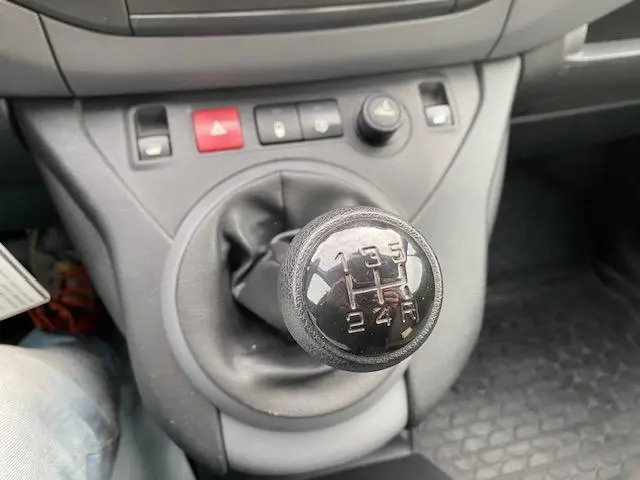 Citroën Berlingo 1.6 BlueHDI 75 Club 2018 Diesel 13