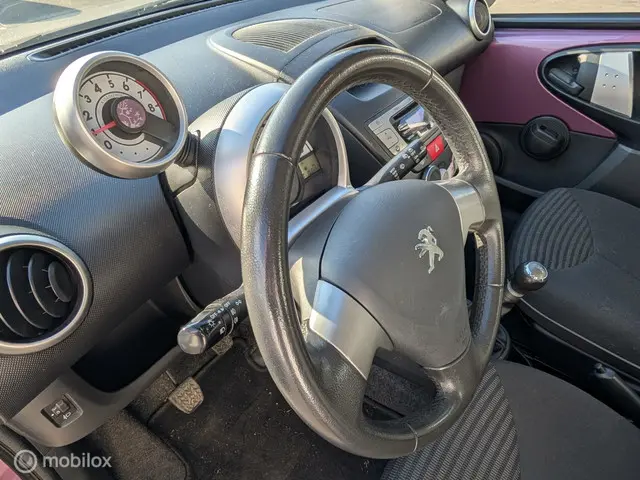 Peugeot 107 1.0 Envy/ Nieuwe APK! 2013 Benzine 14