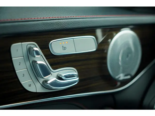 Mercedes-Benz C-Klasse AMG 43 4MATIC 2016 Benzine 29