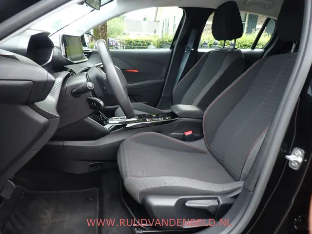 Peugeot e-208 EV Active 50 kWh 2023 Elektrisch 9