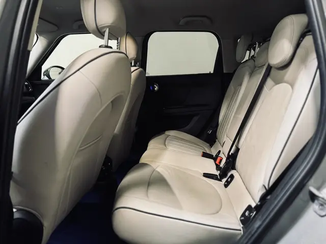 MINI Countryman Mini 1.5 One D 2018 Diesel 5
