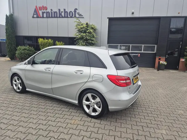 Mercedes-Benz B-Klasse 180 Ambition 2014 Benzine 10