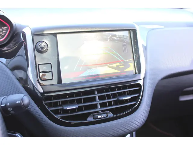 Peugeot 2008 1.2 PureTech GT-line 2017 Benzine 30