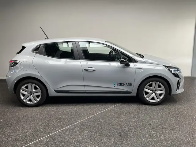 Renault Clio 1.0 TCe 90 GPF evolution 2024 Benzine 12