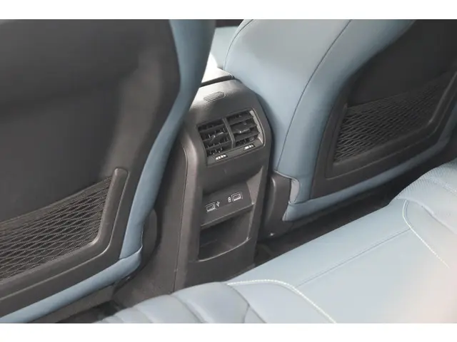 Peugeot 308 PureTech 130 GT 2022 Benzine 41