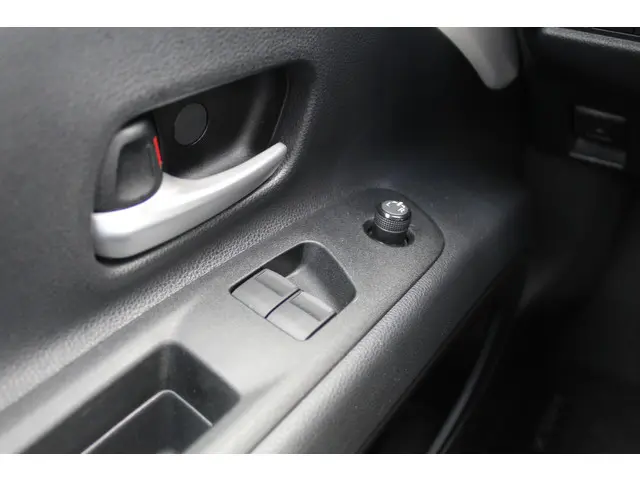 Toyota Aygo X 1.0 VVT-i MT Play 2022 Benzine 17