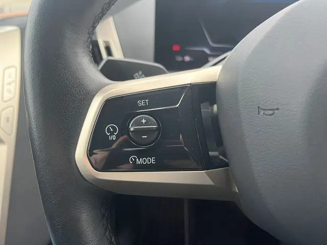 BMW iX xDrive40 Executive 77 kWh 2022 Elektrisch 10