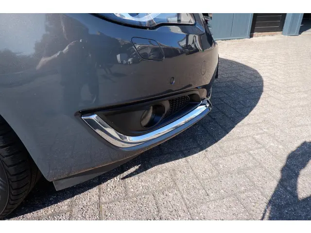 Opel Insignia Sports Tourer 1.6 T Business+ 2014 Benzine 3