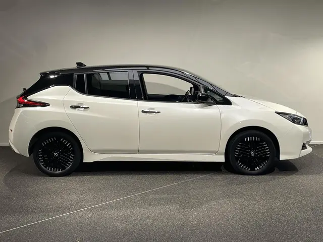 Nissan Leaf e+ N-Connecta 62 kWh 2022 Elektrisch 17