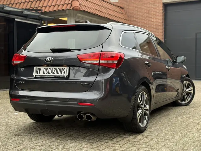 Kia cee'd Sportswagon 1.6 GDI DynamicLine 2018 Benzine 13