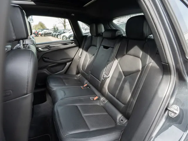 Porsche Macan 3.0 S 2017 Benzine 17