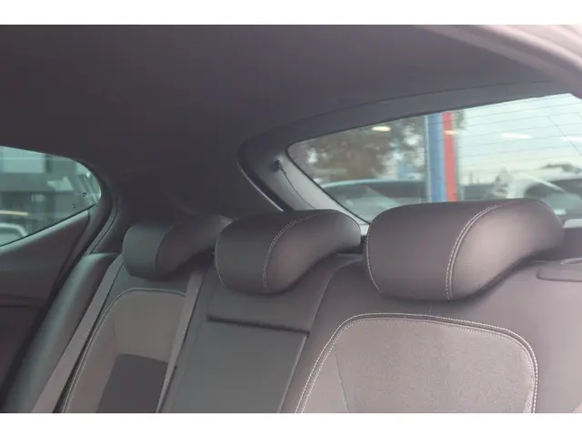 Opel Astra 1.2 Elegance 2020 Benzine 10