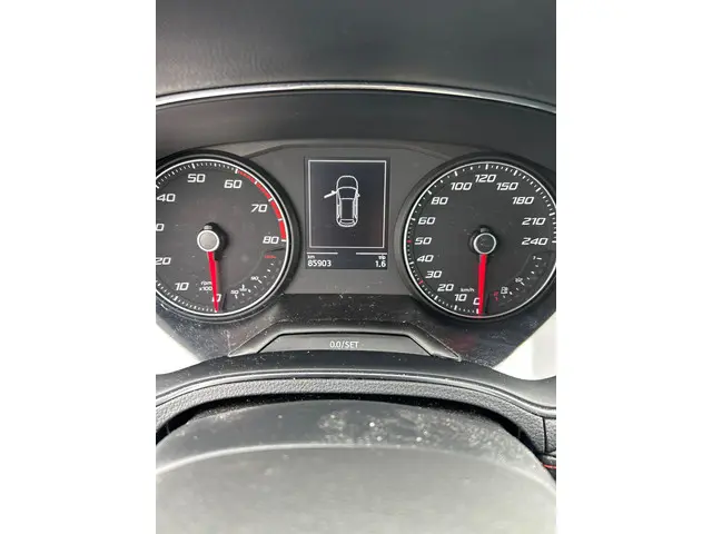 SEAT Arona 1.0 TSI FR Line Business Intense 2019 Benzine 18