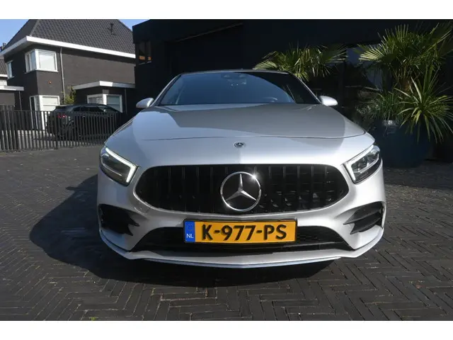 Mercedes-Benz A-Klasse 200 Bns Sol. AMG 2018 Benzine 8