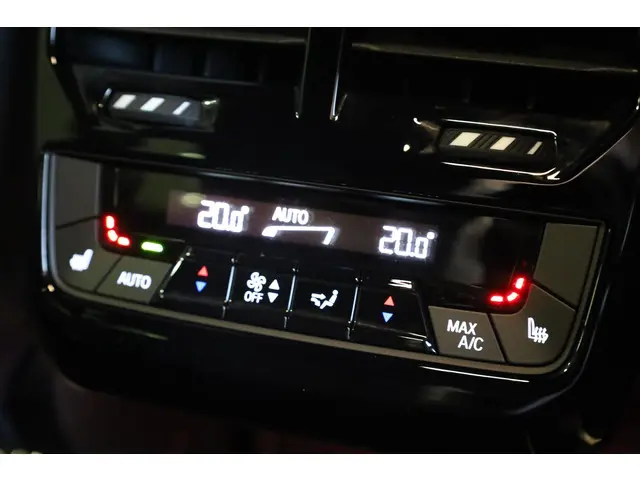 BMW iX xDrive40 2022 Elektrisch 23