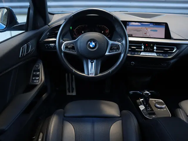 BMW 1 Serie 118i 2022 Benzine 9