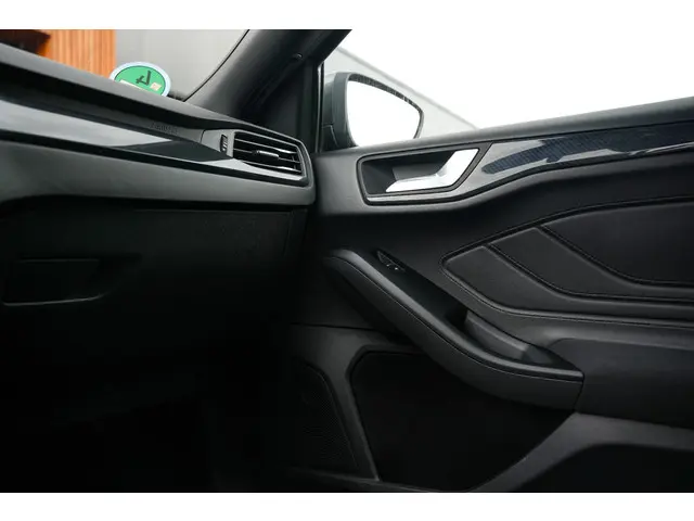 Ford Focus ST Line 2019 Benzine 23