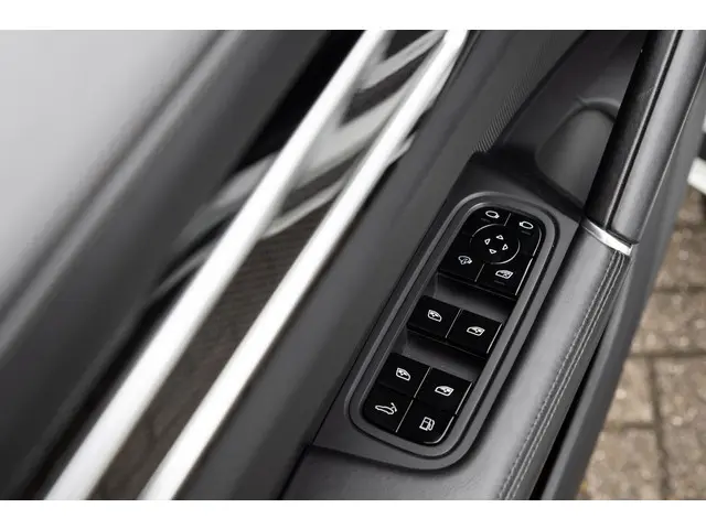Porsche Cayenne Coupé 3.0 E-Hybrid 2020 Hybride Benzine 48