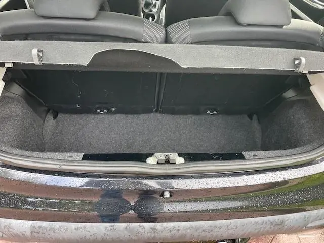 Peugeot 107 1.0 Active 2013 Benzine 18