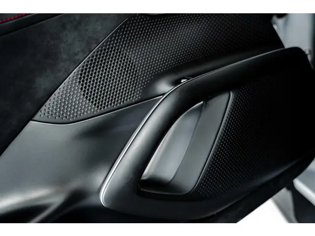 Ferrari 12Cilindri V12 2025 Benzine 59