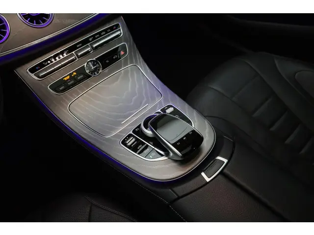 Mercedes-Benz CLS 450 4MATIC Premium Plus 2019 Benzine 23