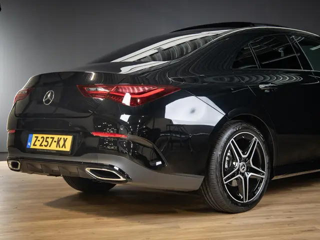 Mercedes-Benz CLA Coupé 180 Star Edition 2024 Benzine 15