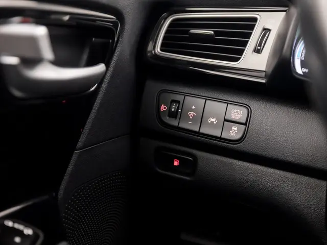 Kia Niro 1.6 GDi Hybrid Sport 2018 Hybride Benzine 24