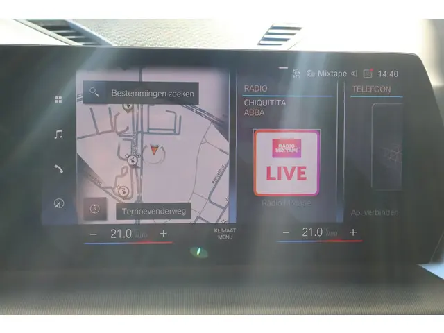 BMW X1 xDrive30e 2023 Hybride Benzine 14