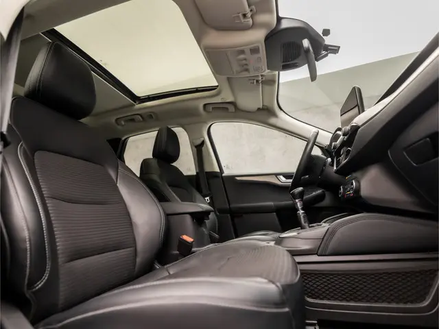 Ford Kuga 1.5 EcoBoost Titanium X 2020 Benzine 16