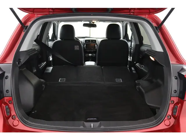 Mitsubishi ASX 1.6 Cleartec Connect Pro+ 2018 Benzine 29