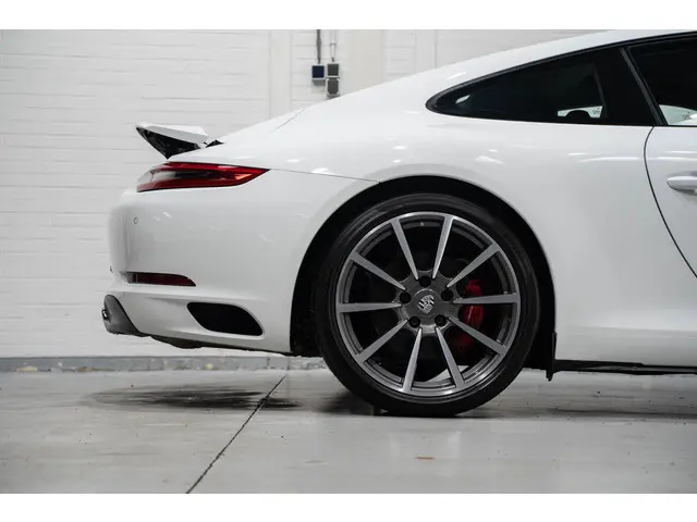 Porsche 911 3.0 Carrera S 2017 Benzine 11