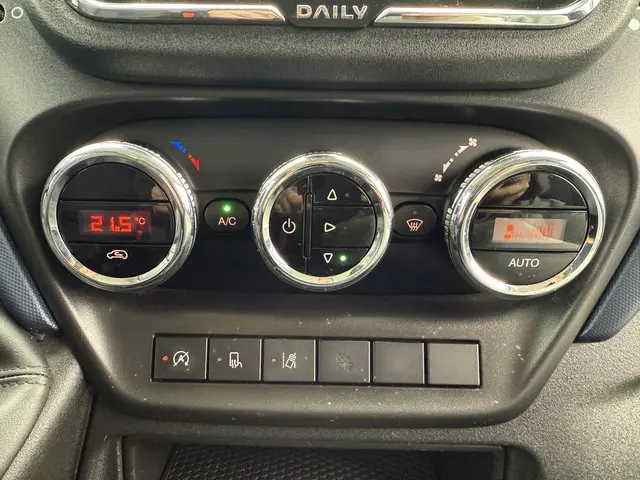 Iveco Daily 35S16 2.3 2021 Diesel 24