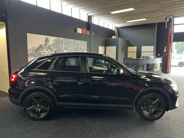 Audi Q3 1.4 TFSI CoD Design Pro Line Plus 2018 Benzine 5
