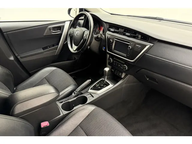 Toyota Auris 1.6 Dynamic 2014 Benzine 7