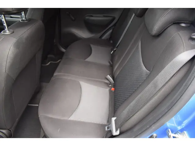 Opel KARL 1.0 ecoFLEX Edition 2015 Benzine 8