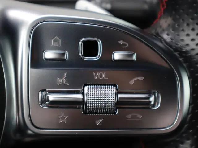 Mercedes-Benz A-Klasse 200 AMG Line 2022 Benzine 18