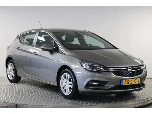 Opel Astra 1.0 Online Edition 2017 Benzine 29